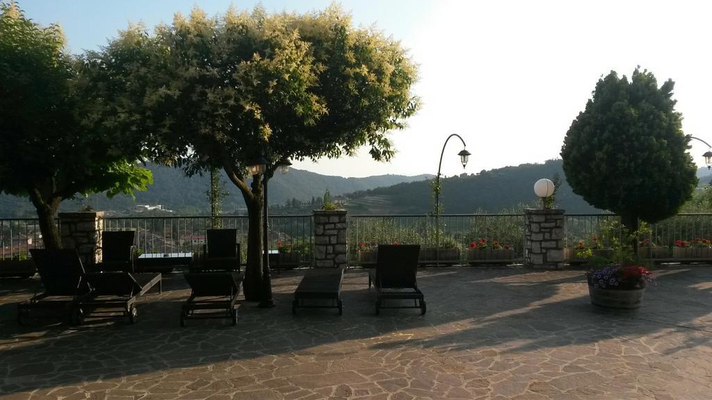 Ristorante Albergo San Michele Ome Buitenkant foto