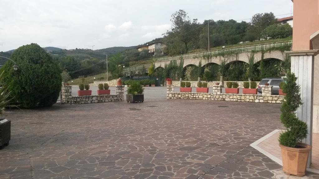 Ristorante Albergo San Michele Ome Buitenkant foto