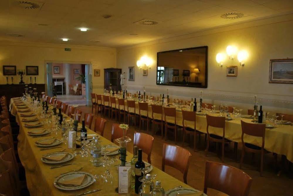 Ristorante Albergo San Michele Ome Buitenkant foto